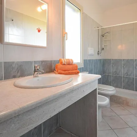 Lovely In With Kitchen Casa vacanze